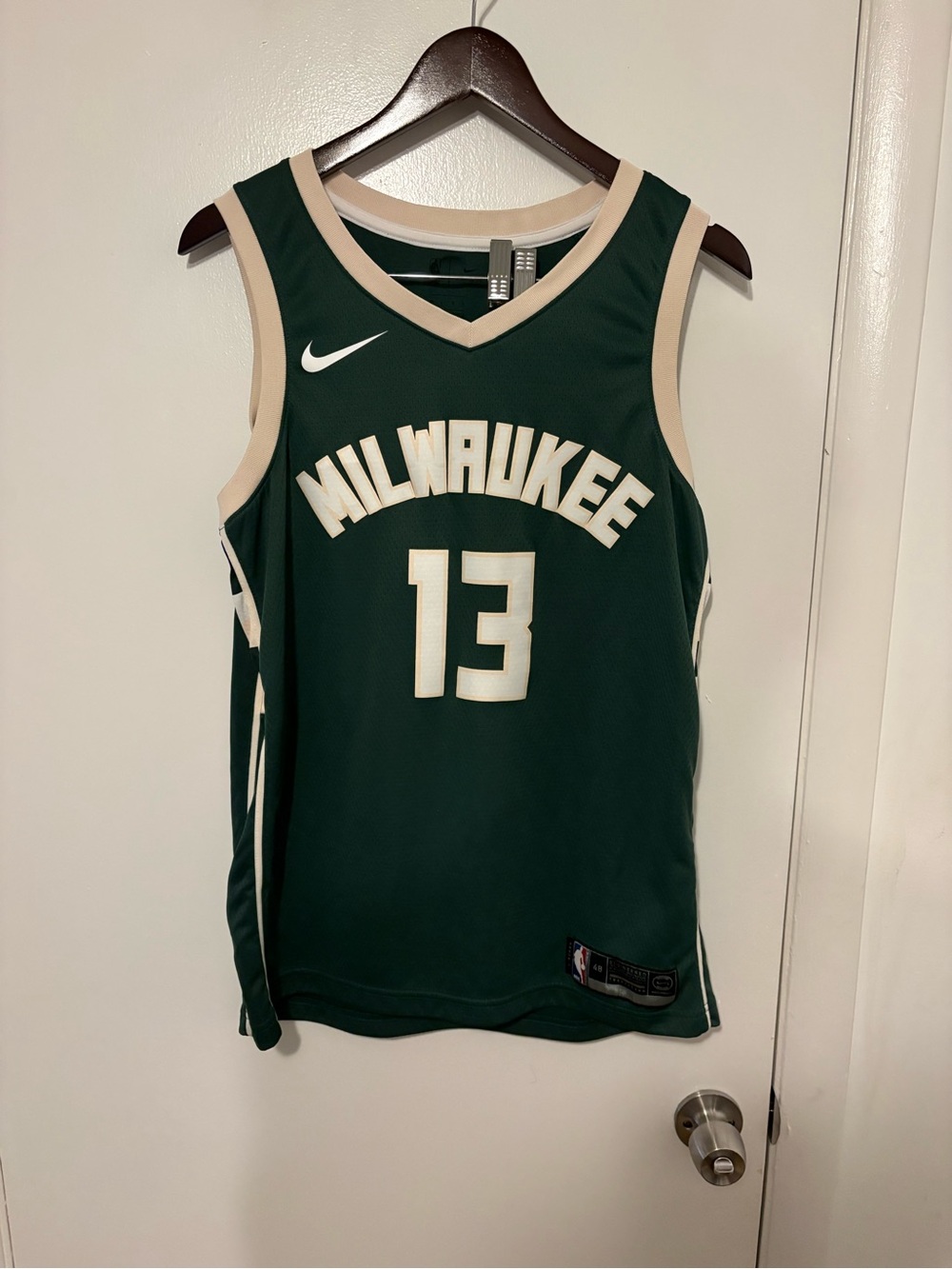 Vintage Milwaukee Bucks Green Malcolm Brogdon Jersey Large Former UVA Cavaliers